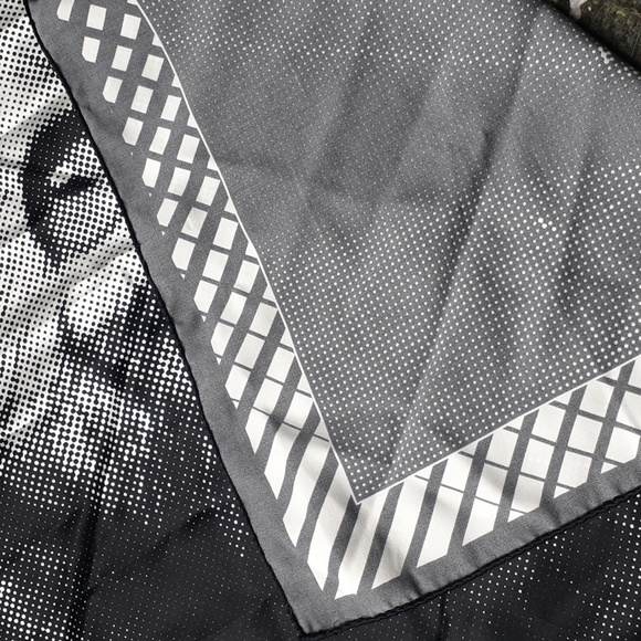 DOLCE & GABBANA Large Scarf Cat Black Vintage - Picture 5 of 5